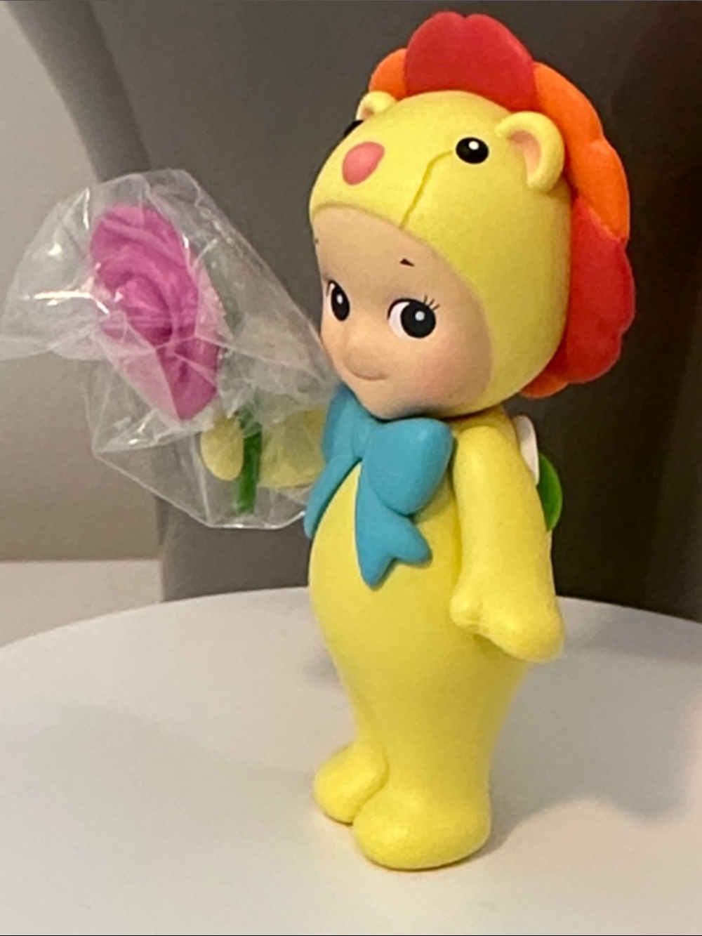 Sonny Angel Flower Gift Yellow Lion Mini Figure with Pink Rose
